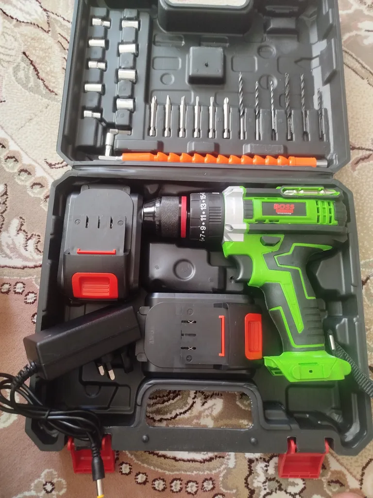 مجموعه 29 عددی دریل چکشی شارژی باس مدل 36VF MAX /LI _ ION کد2 مجموعه 29 عددی دریل چکشی شارژی باس مدل 36VF MAX /LI _ ION کد2