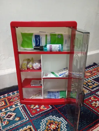 جعبه کمک های اولیه مدل 47901