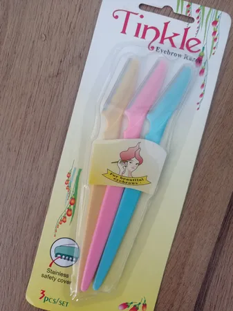 تیغ اصلاح ابرو تینکل مدل Shaper بسته 3 عددی