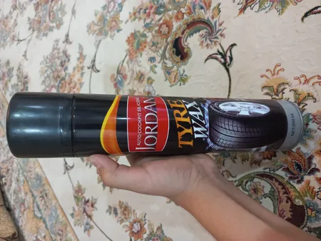 اسپری تمیز کننده لاستیک خودرو جردن مدل P2000 حجم 650 میلی لیتر