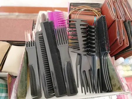 شانه مو مدل 001 مجموعه 10 عددی