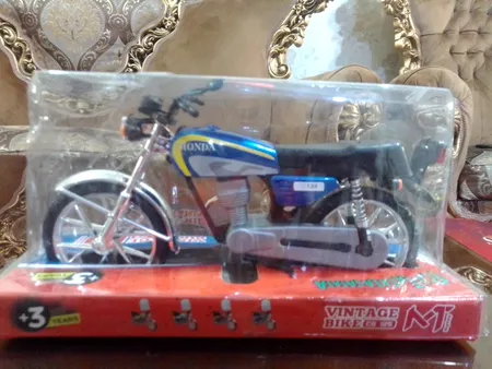 موتور بازی مدل HONDA CG 125