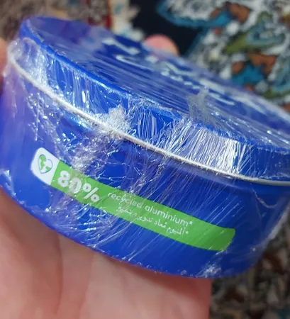 کرم مرطوب کننده نیوآ حجم 250 میلی لیتر