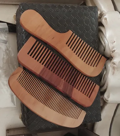 شانه مدل چوبی بسته سه عددی