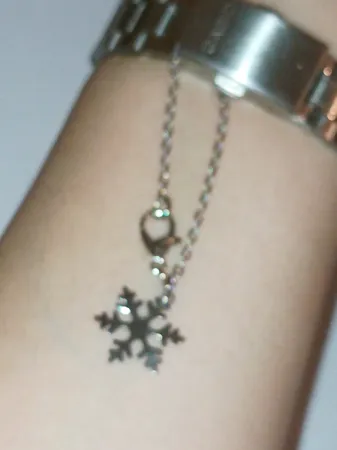 آویز ساعت زنانه طرح دانه برف