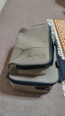 کیف حمل کنسول بازی پلی استیشن5 مدل برزنتی