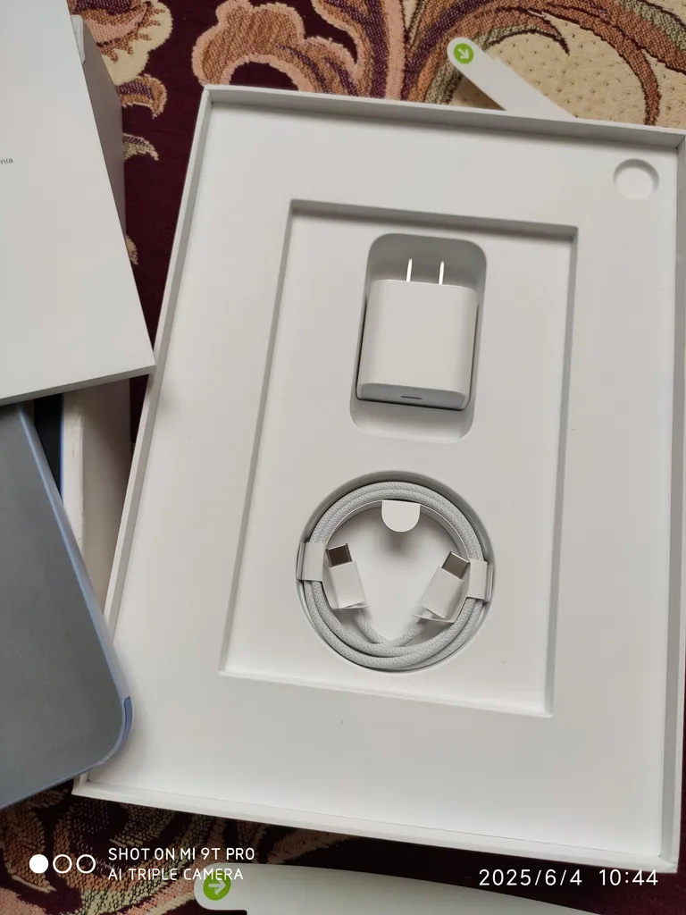 تبلت 11 اینچ اپل مدل iPad 2025 Wi-Fi ظرفیت 128 گیگابایت و رم 6 گیگابایت