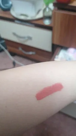 رژلب مایع سوپرشاین لوسمنت حاوی روغن آرگان شماره L555