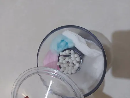 استند گوش پاک کن و پنبه آرایشی ویژن مدل پریتی کد MM01