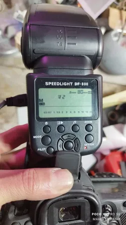 فلاش دوربین دی بی کی مدل DF-800C