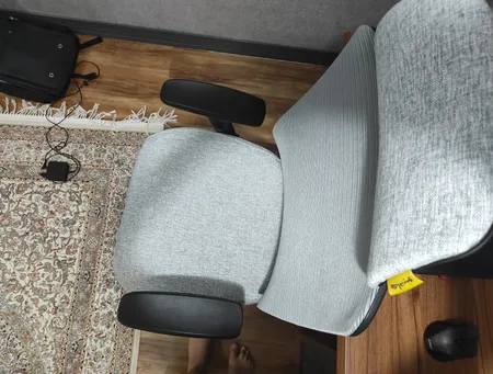 صندلی مدیریتی کادی نو مدل پشت توری VIP