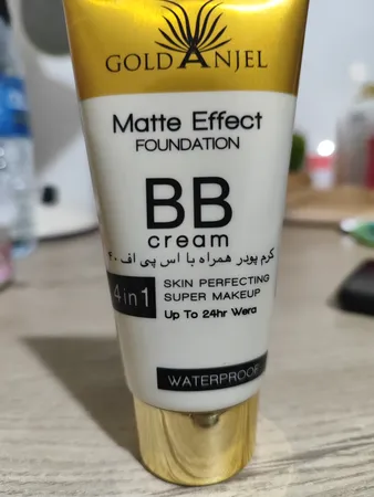 کرم پودر BB مدل 1×4 شماره حجم  میلی لیتر