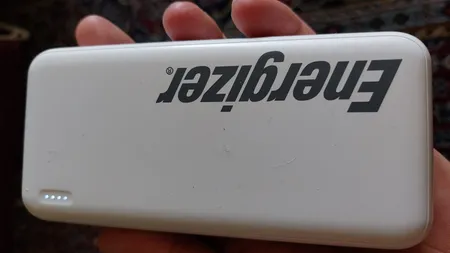 پاوربانک انرجایزر مدل UE20055PQ ظرفیت 20000 میلی آمپرساعت