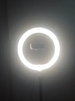 رینگ لایت مدل FOR LIVING