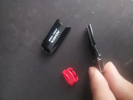 فلش مموری ای دیتا مدل DashDrive UV150 ظرفیت 128 گیگابایت