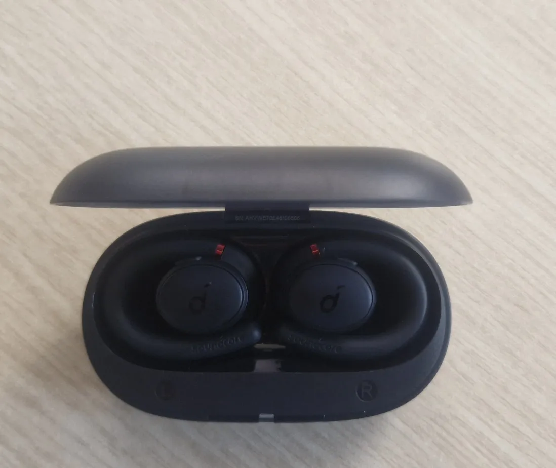 هدفون بلوتوثی انکر مدل Soundcore Sport X10 A3961