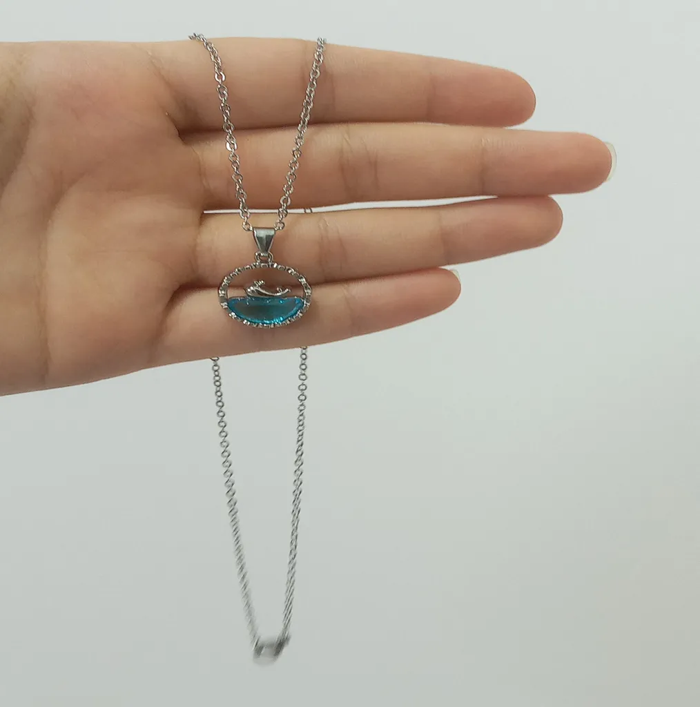 گردنبند زنانه مدل وال و دریا کد 033