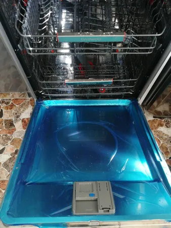 ماشین ظرفشویی 14 نفره دوو مدل DW-200S