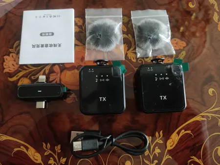 ست میکروفن بی سیم مدل F15 dual