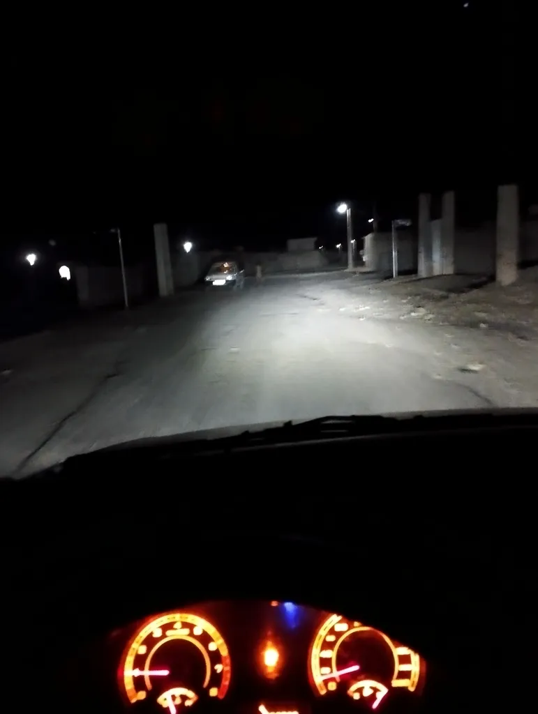 لامپ هدلایت خودرو مدل C6 H4 بسته دو عددی