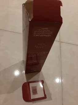 فوم پاک‌کننده و روشن‌کننده پوست رزالیا مدل Rosa White حجم 150 میلی‌لیتر