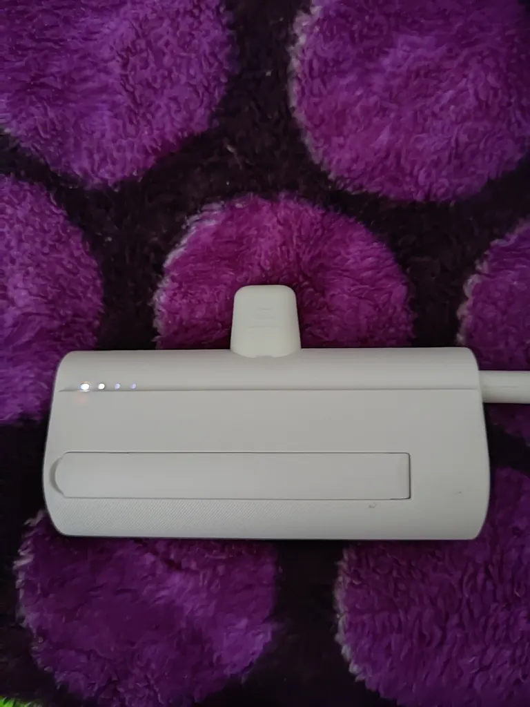 پاوربانک یونیوو مدل UN5000 USB-C ظرفیت 4500 میلی آمپر ساعت