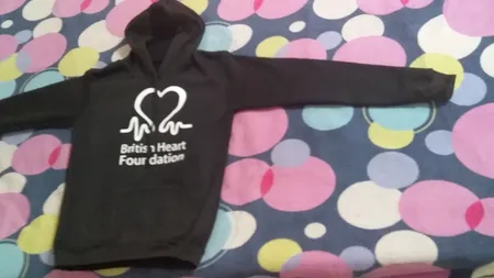 هودی زنانه طرح قلب کد F85