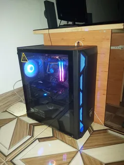 کیس کامپیوتر گرین مدل GRIFFIN G2