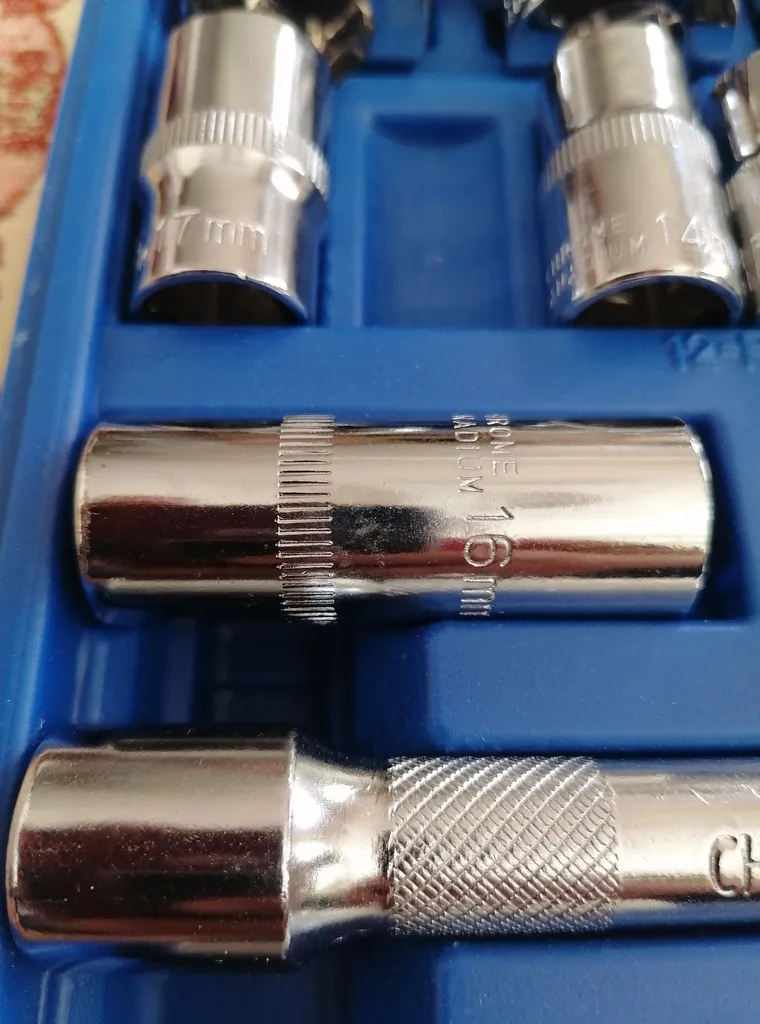 آچار بکس باس مدل BS-33 مجموعه 33 عددی