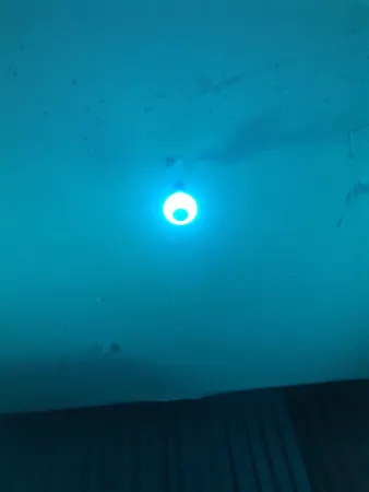 لامپ هوشمند و اسپیکر بلوتوثی مدل led music blub کد HB-61