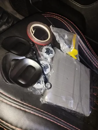 در پوش وسط رینگ خودرو چیکال مدل M-7 مناسب برای کوئیک بسته 4 عددی