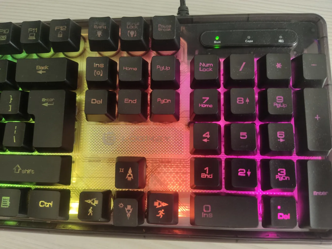 کیبورد گیمینگ لاجی کی مدل K230B، سوییچ ممبران، Full-Size، نورپردازی RGB