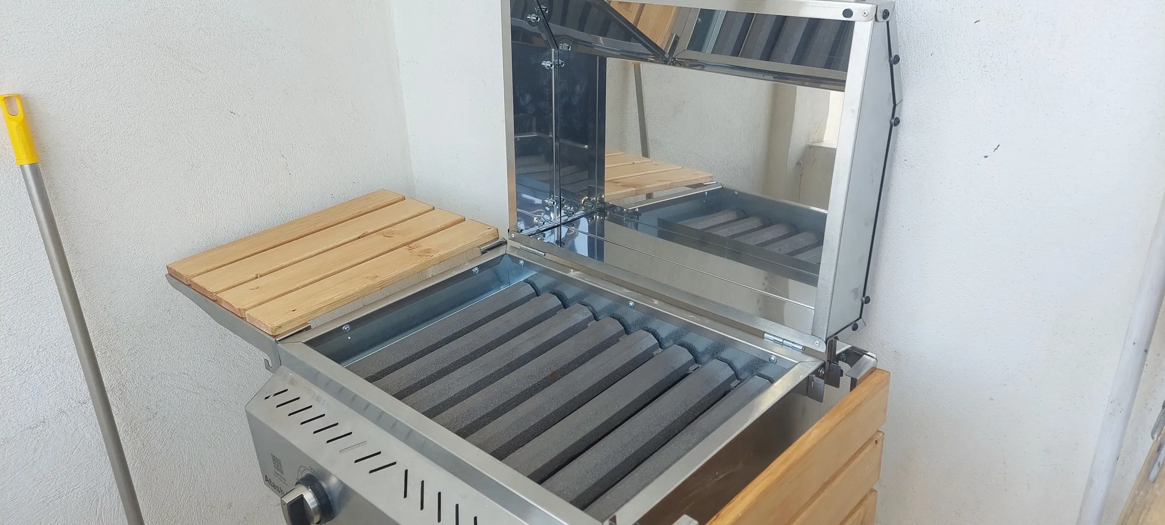 باربیکیو آتش‌ مهر مدل گازی آترا پلاس 55