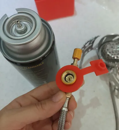 سرشعله سفری مدل شلنگ دار استوانه ای ضد باد T5