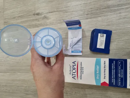 لوسیون مرطوب کننده آردن آتوپیا مدل Dry Relief مناسب پوست های خشک حجم 200 میلی لیتر