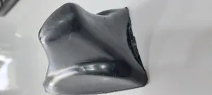 تجریه خرید بال عقب خودرو مدل V2