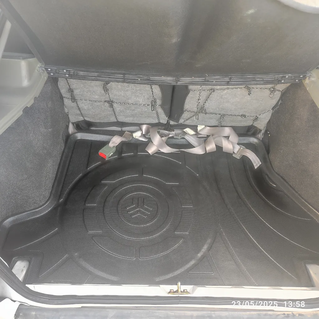 کفپوش سه بعدی صندوق خودرو پانیذ مدل MH مناسب برای پراید 141