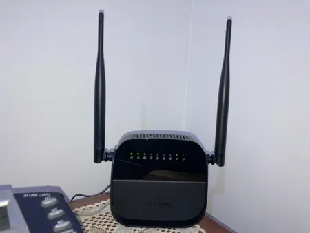 مودم روتر ADSL2 Plus بی سیم N300 دی-لینک مدل DSL-124 New