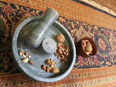 گردو شکن مدل سنگی مدل آفاق