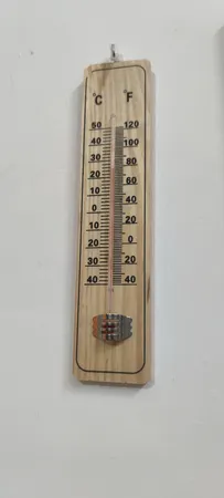 دماسنج محیط مدل چوبی