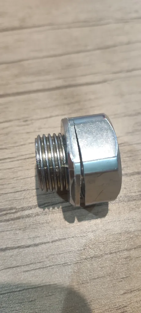 شیر سرویس بهداشتی زدوار مدل مونیکا به همراه شلنگ توالت