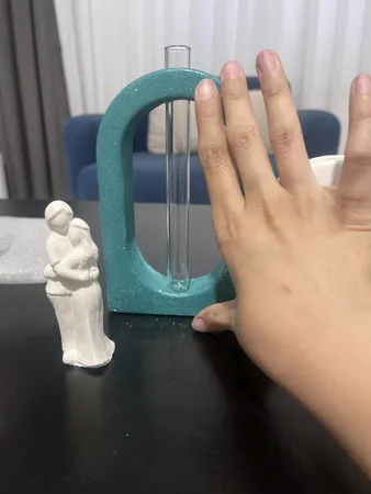 ست ۴ تکه دکوری گلدان و جاشمعی بتنی مدل آلا