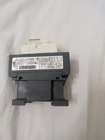 کنتاکتور 32 آمپر اشنایدر الکتریک مدل LC1D32M7