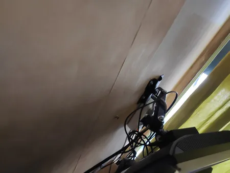 پایه مانیتور تی وی جک مدل X1 مناسب برای مانیتور های 15 تا 22 اینچی