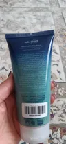 اسکراب لایه بردار روزانه رینوزیت مدل Deep action exfolianting حجم 200 میلی لیتر