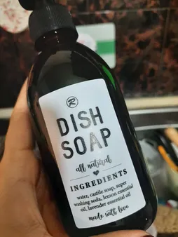 مخزن مایع دستشویی مدل pasha-88 به همراه ظرف اسپری