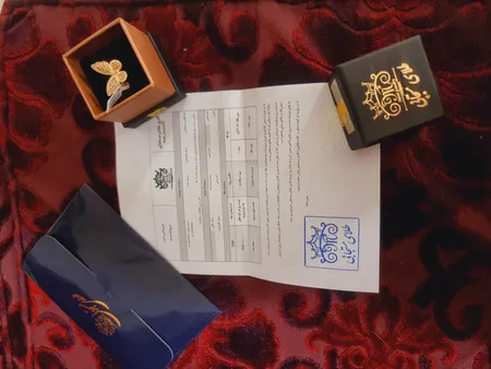 انگشتر طلا 18 عیار زنانه طلای مستجابی مدل پروانه سایز 56