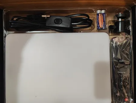 نور ثابت ال ای دی مدل MM240