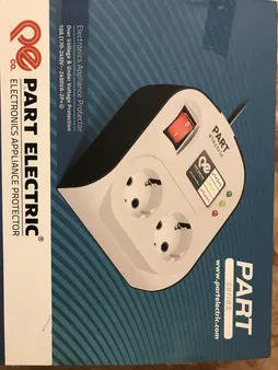 محافظ ولتاژ پارت الکتریک مدل 8787