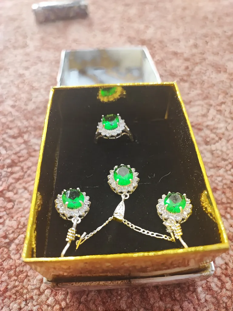 نیم ست نقره زنانه مدل سنگ زبرجد کد 26